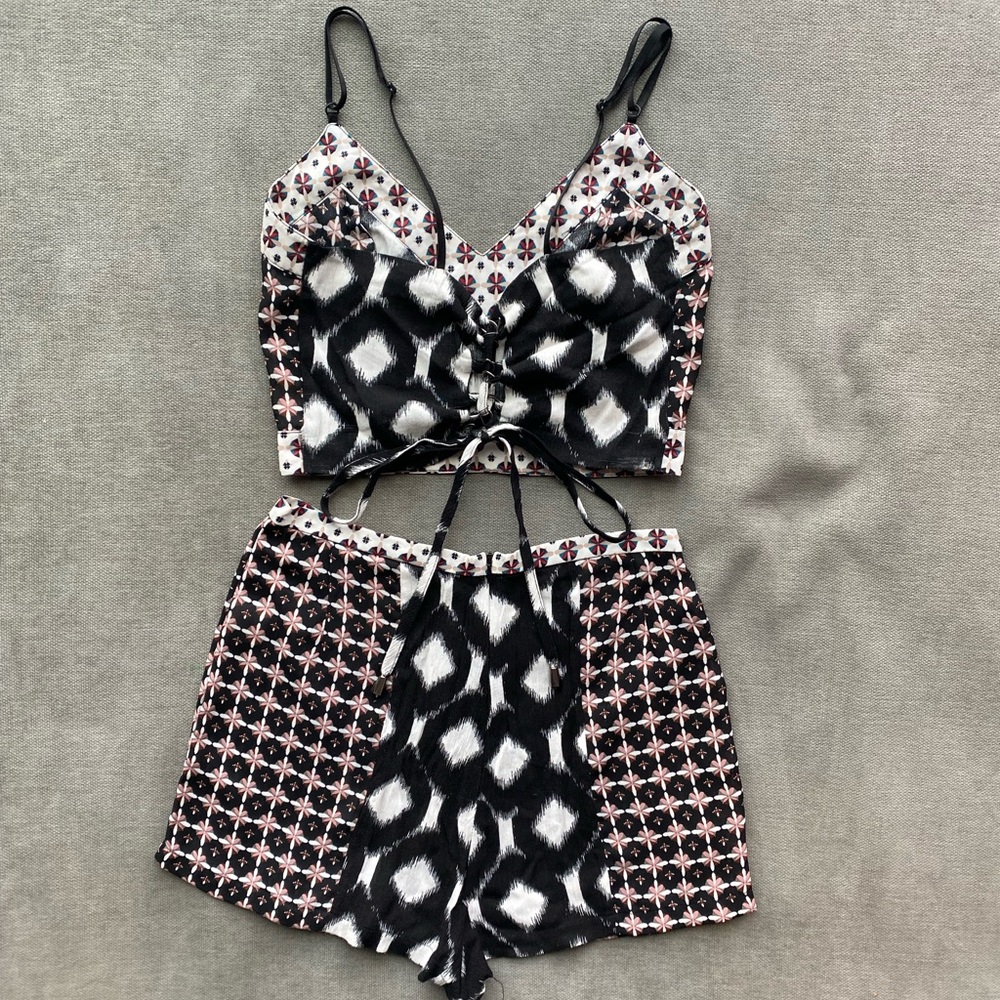 LF two piece set - Picture 3 of 14